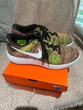 NIB Nike Multicolor Flyknit Sneakers with White Swoosh